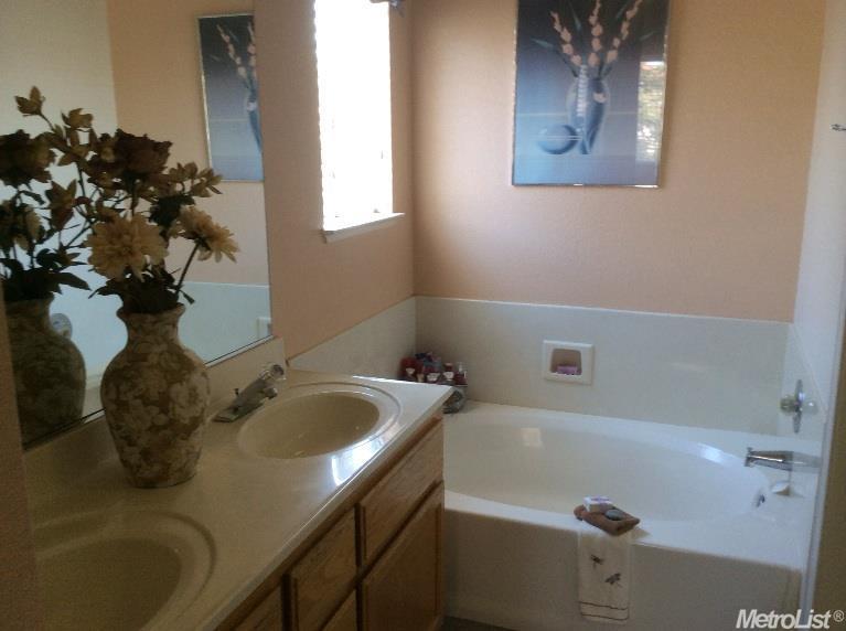 865 Rosenthal Dr, Turlock, CA 95382 photo 10