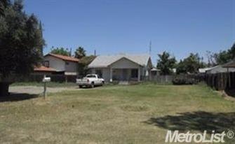 1515 E 21st St, Merced, CA 95340 photo 2