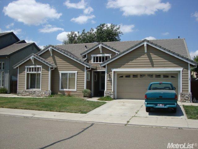 1757 Rail St, Manteca, CA 95337 photo 1