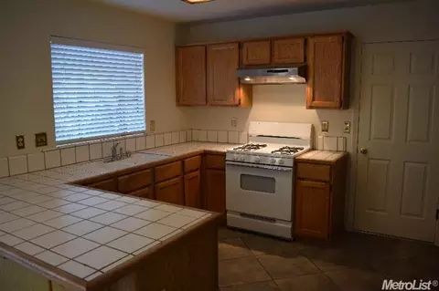 2020 Cobblestone Mnr, Modesto, CA 95355 photo 8