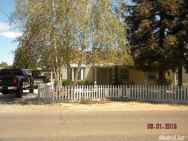 4609 E Zeering Rd, Denair, CA 95316 photo 1
