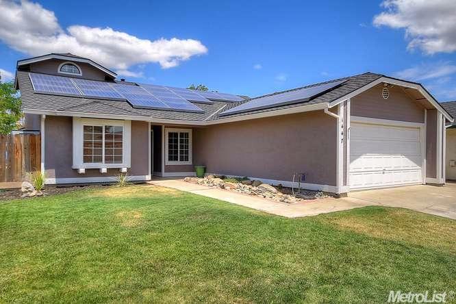 1447 Bailey Dr, Ripon, CA 95366 photo 2