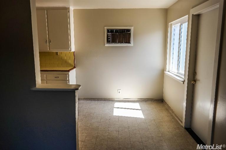 916 Bowen Ave, Modesto, CA 95350 photo 5