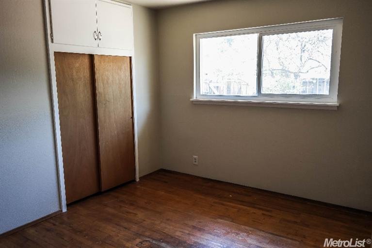 916 Bowen Ave, Modesto, CA 95350 photo 10