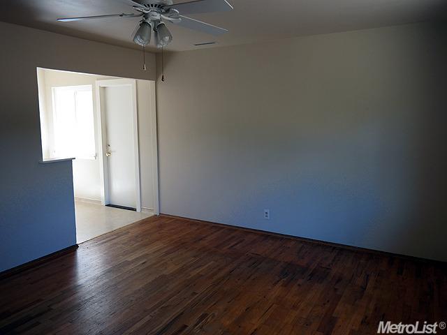 916 Bowen Ave, Modesto, CA 95350 photo 12