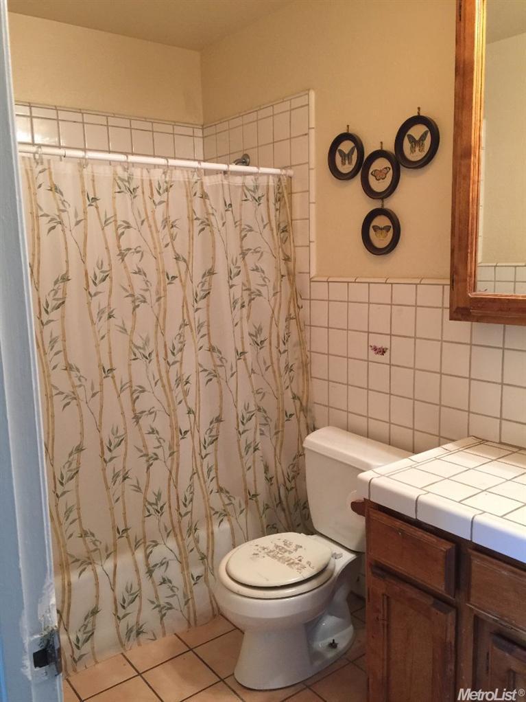 600 Lenore Dr, Modesto, CA 95351 photo 8