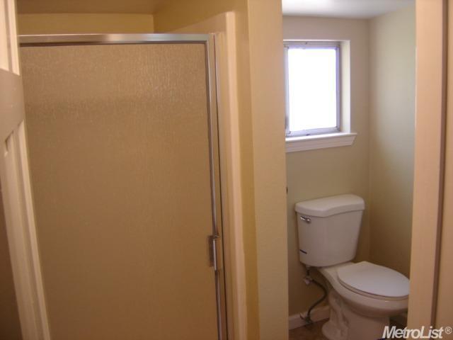 217 Pueblo Ave, Modesto, CA 95351 photo 6