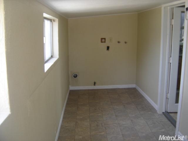 217 Pueblo Ave, Modesto, CA 95351 photo 8