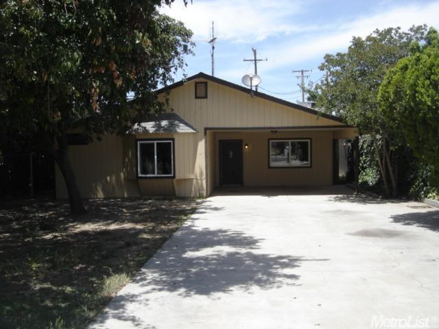 217 Pueblo Ave, Modesto, CA 95351 photo 1