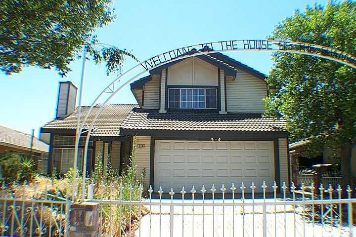 628 Park Hurst Way, Modesto, CA 95358 photo 1