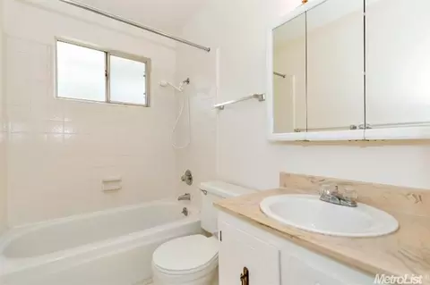 1356 Monarch Ln, Davis, CA 95618 photo 9