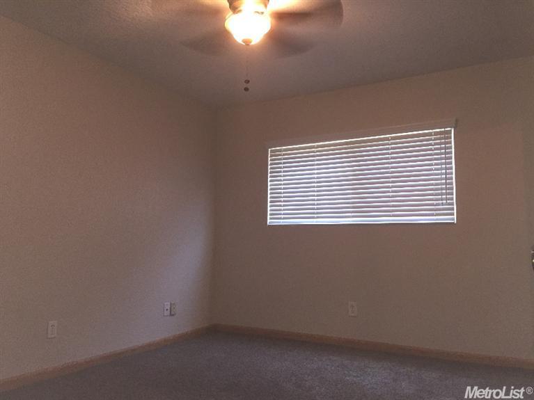 1363 Snyder St, Manteca, CA 95336 photo 11