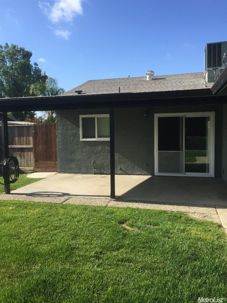 1363 Snyder St, Manteca, CA 95336 photo 17