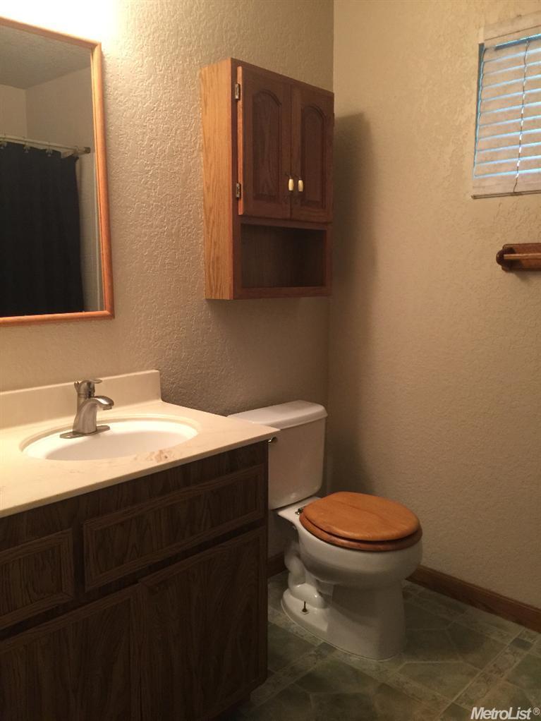 1363 Snyder St, Manteca, CA 95336 photo 13