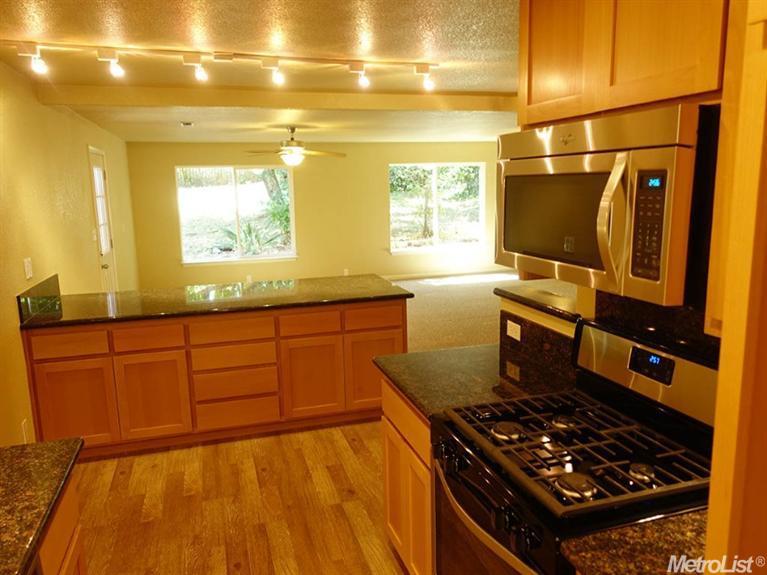7307 Walnut Ave, Orangevale, CA 95662 photo 9