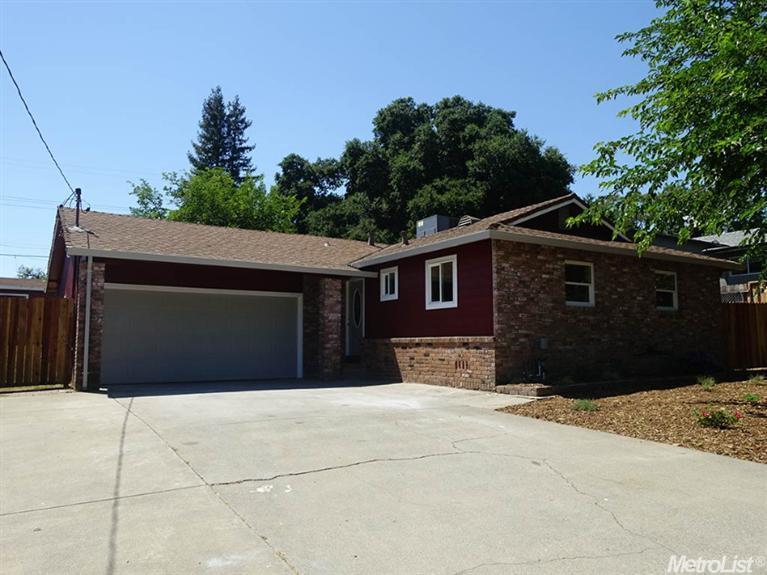 7307 Walnut Ave, Orangevale, CA 95662 photo 1