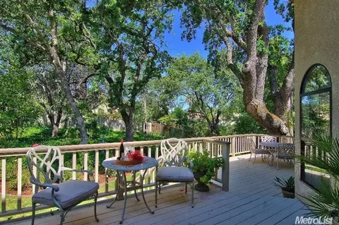 126 Woodsmoke Way, Folsom, CA 95630 photo 2