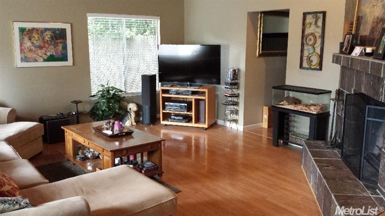 2536 Lillian Ln, Carmichael, CA 95608 photo 3