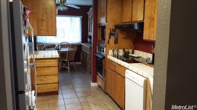 2536 Lillian Ln, Carmichael, CA 95608 photo 5