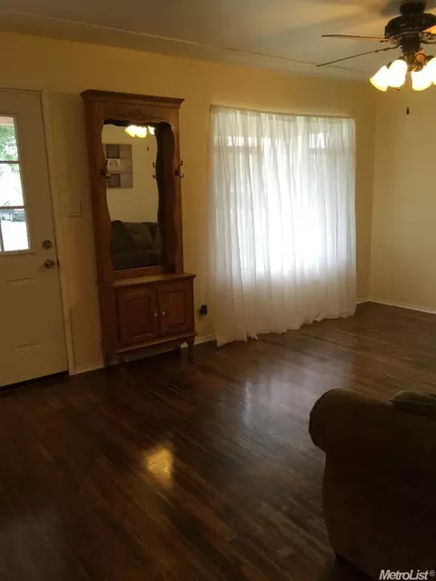 2832 Dale Ave, Ceres, CA 95307 photo 4