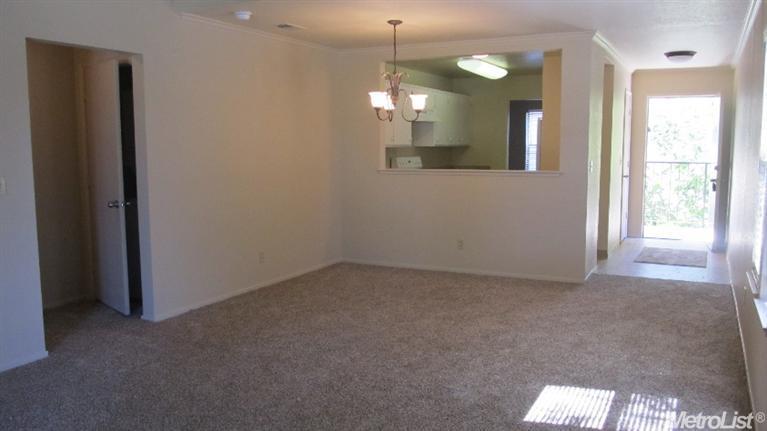 2401 Eilers Ln #702, Lodi, CA 95242 photo 6
