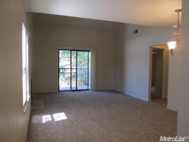 2401 Eilers Ln #702, Lodi, CA 95242 photo 4