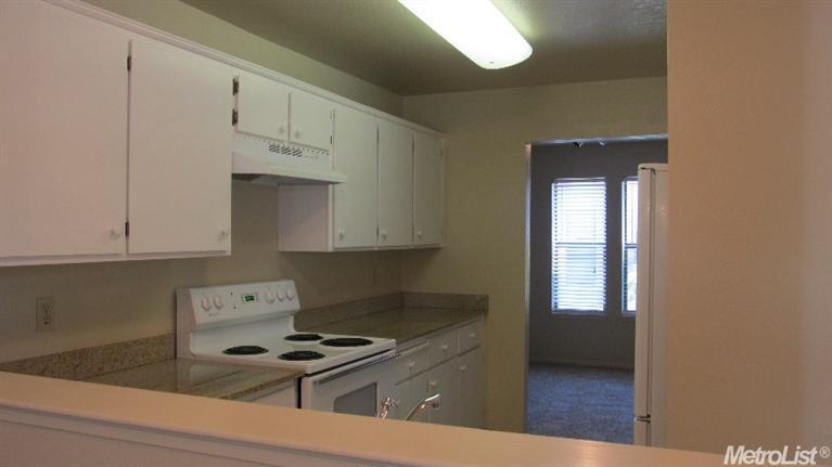 2401 Eilers Ln #702, Lodi, CA 95242 photo 8
