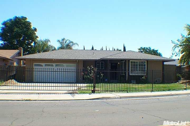616 Avon St, Modesto, CA 95351 photo 1