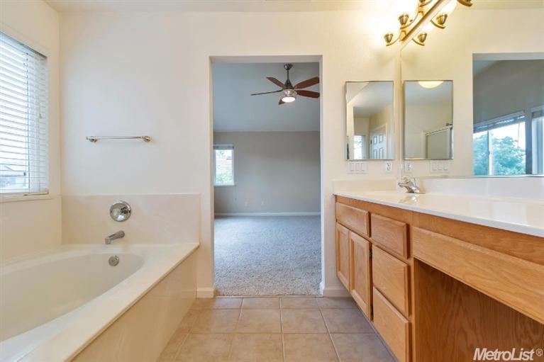 2507 Caravaggio Dr, Davis, CA 95618 photo 21