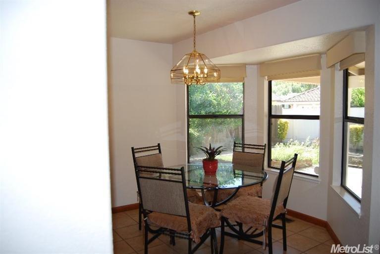 2010 Castleview Dr, Turlock, CA 95382 photo 5