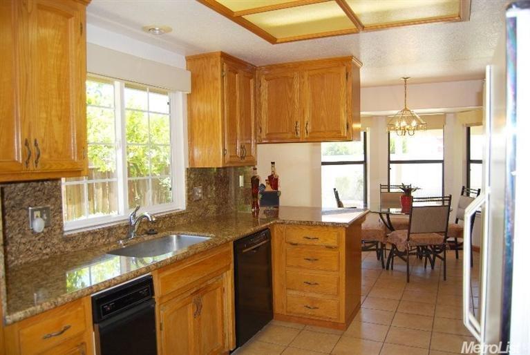 2010 Castleview Dr, Turlock, CA 95382 photo 1
