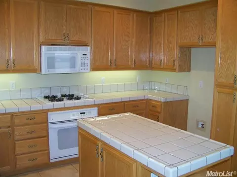 4175 Strolling Ln, Turlock, CA 95382 photo 6