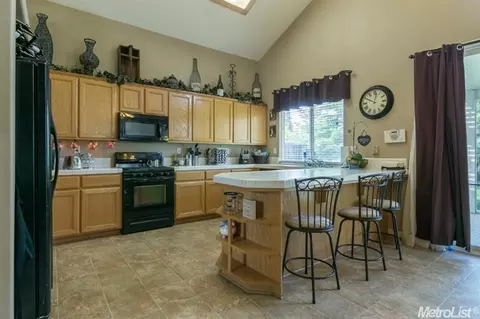 4201 Passages Ln, Modesto, CA 95356 photo 5