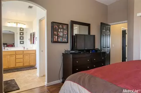 4201 Passages Ln, Modesto, CA 95356 photo 18