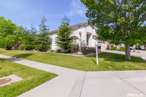 4201 Passages Ln, Modesto, CA 95356 photo 1