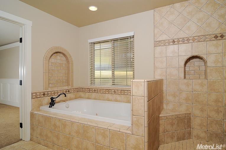 2819 Last Chance Ct, Cool, CA 95614 photo 12