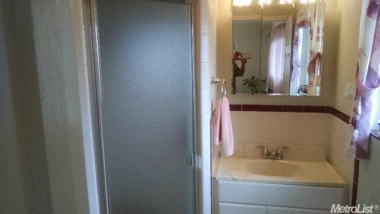 1424 Roosevelt Dr, Modesto, CA 95350 photo 12