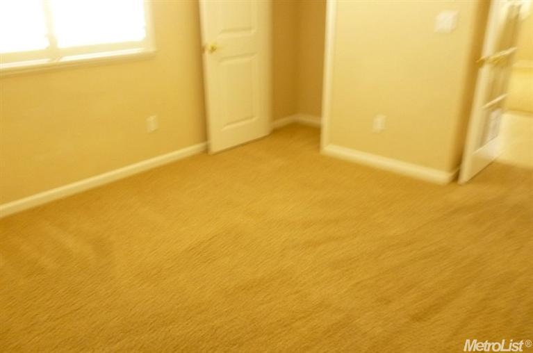 1096 Maugham Ct, Galt, CA 95632 photo 5