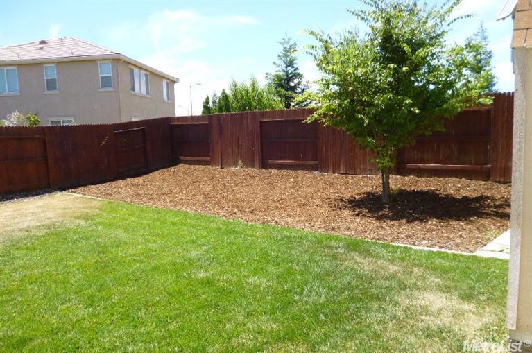 1096 Maugham Ct, Galt, CA 95632 photo 10