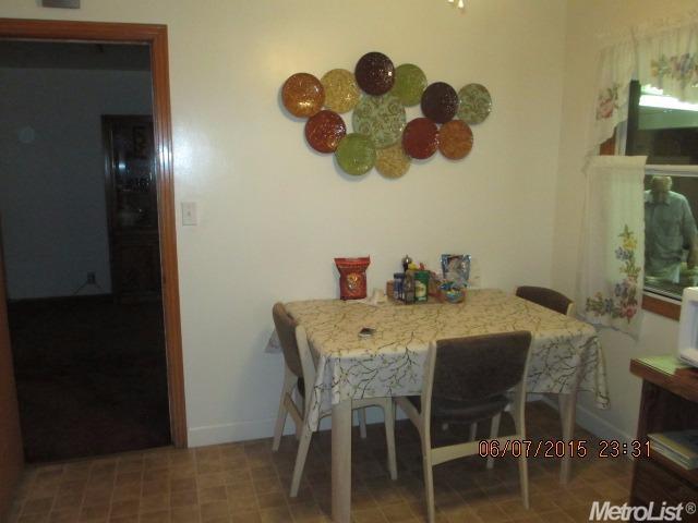 810 Virginia Ave, Modesto, CA 95354 photo 9