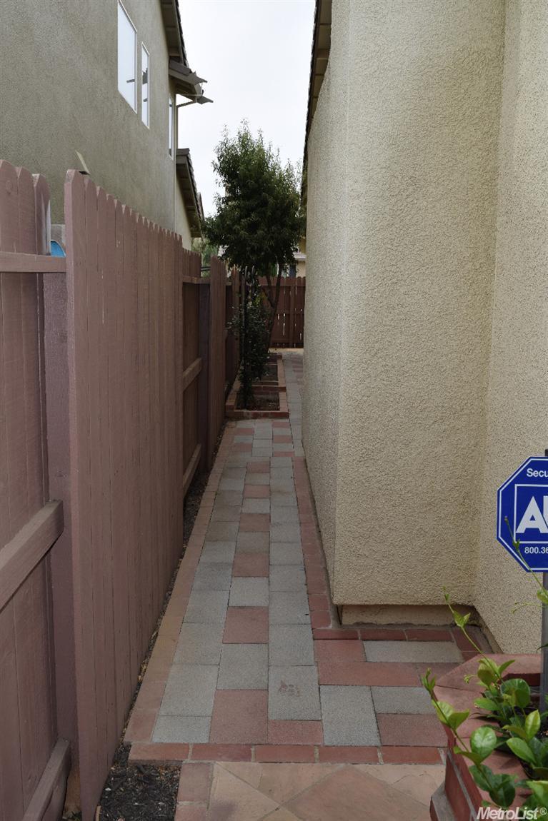 1353 Thoroughbred St, Patterson, CA 95363 photo 22