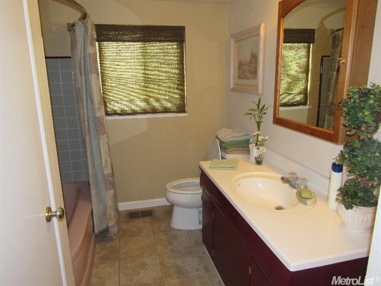 1100 Orange Ave, Patterson, CA 95363 photo 10