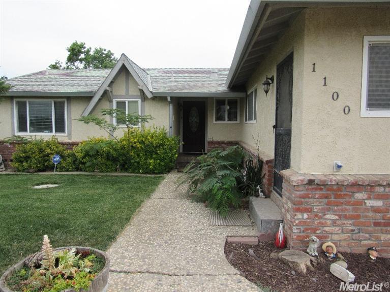 1100 Orange Ave, Patterson, CA 95363 photo 4
