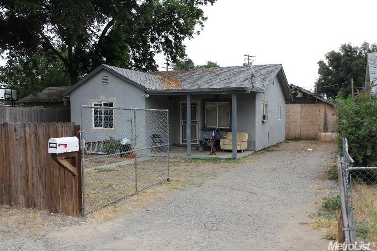 402 Kerr Ave, Modesto, CA 95354 photo 1