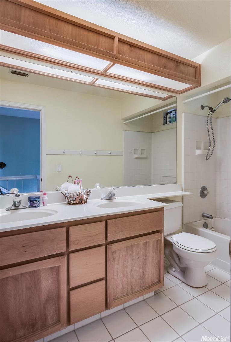 8316 Brixham Ct, Antelope, CA 95843 photo 17