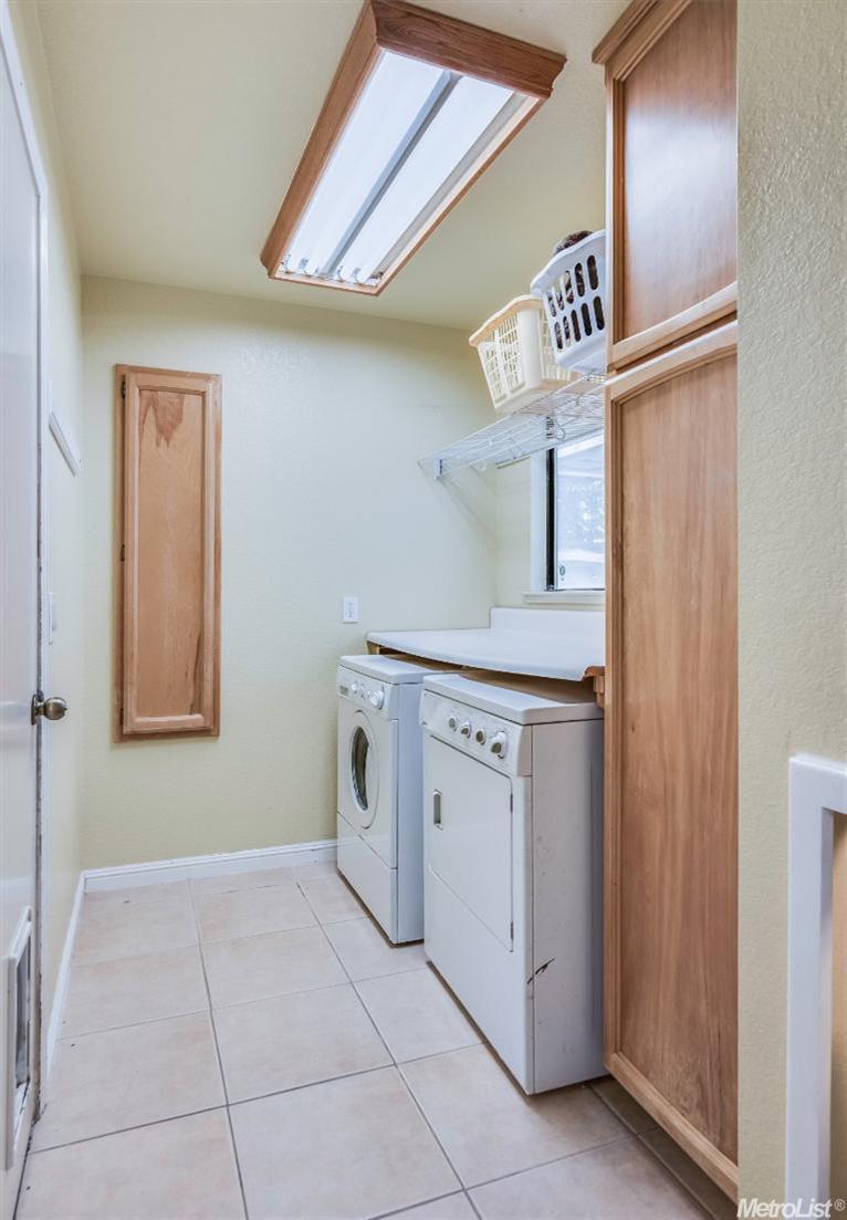 8316 Brixham Ct, Antelope, CA 95843 photo 11
