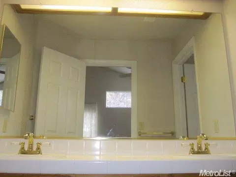 1335 Cornucopia Pl, Tracy, CA 95377 photo 5