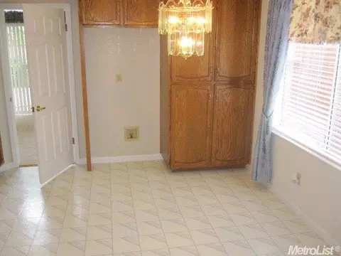 1335 Cornucopia Pl, Tracy, CA 95377 photo 3