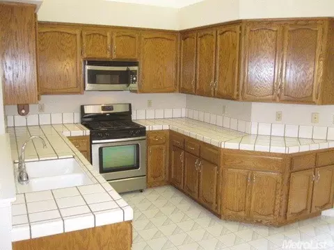 1335 Cornucopia Pl, Tracy, CA 95377 photo 2