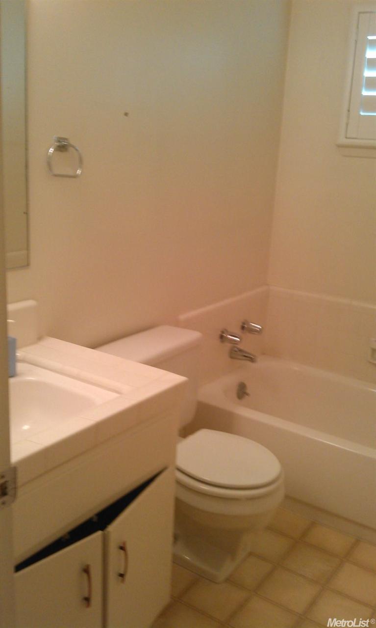 2809 N Campbell Ln, Modesto, CA 95350 photo 5